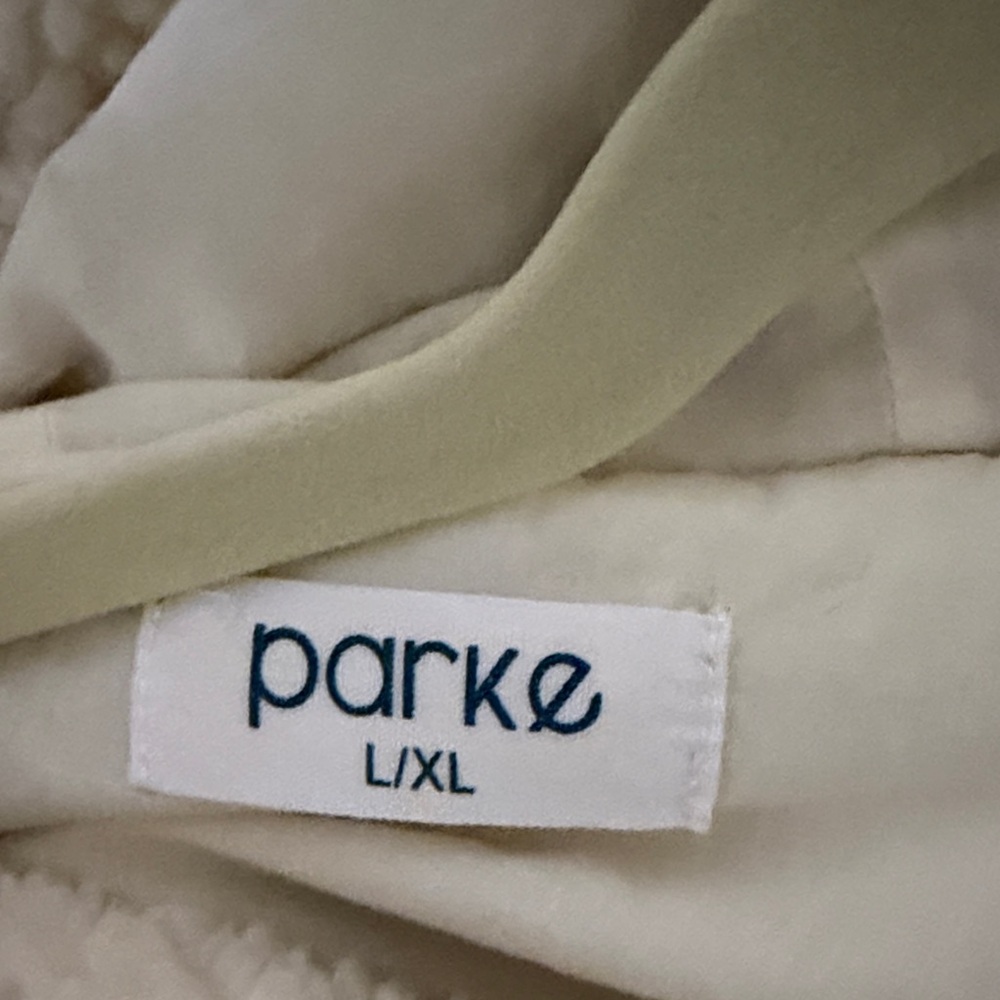 Parke Cream Sherpa hooded pullover - Picture 4 of 4